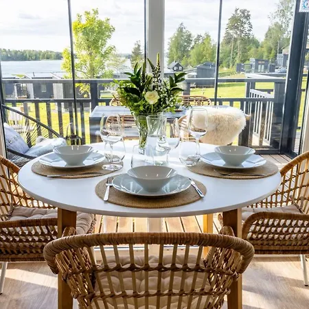 Villa Eden - Design-sea-pool-sauna Kemionsaari