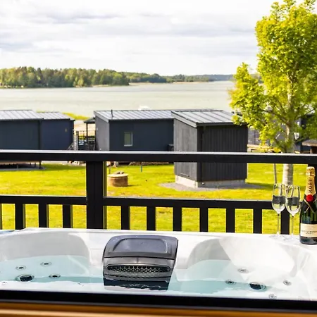 Eden - Design-sea-pool-sauna * Kemionsaari