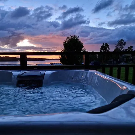 Eden - Design-sea-pool-sauna *