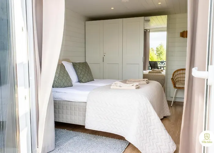 Eden - Design-sea-pool-sauna *